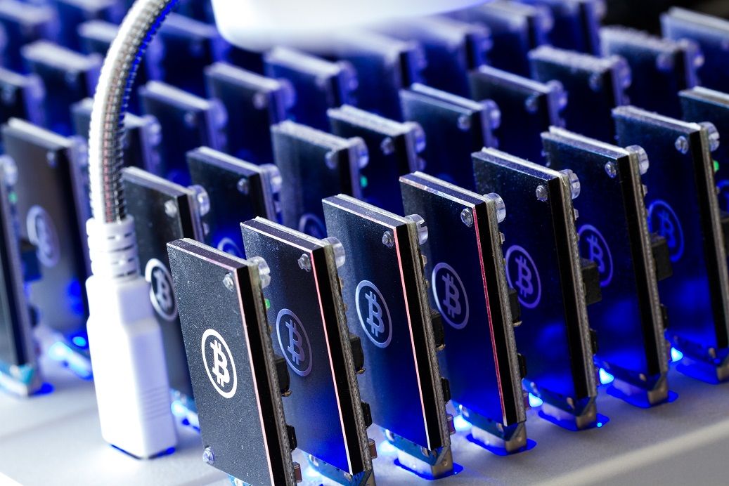 Bitcoin Miner – Crypto mining simulator with real Bitcoin rewards