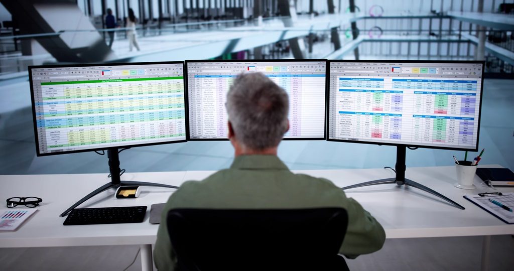 Budgeting vs Forecasting in FP&A