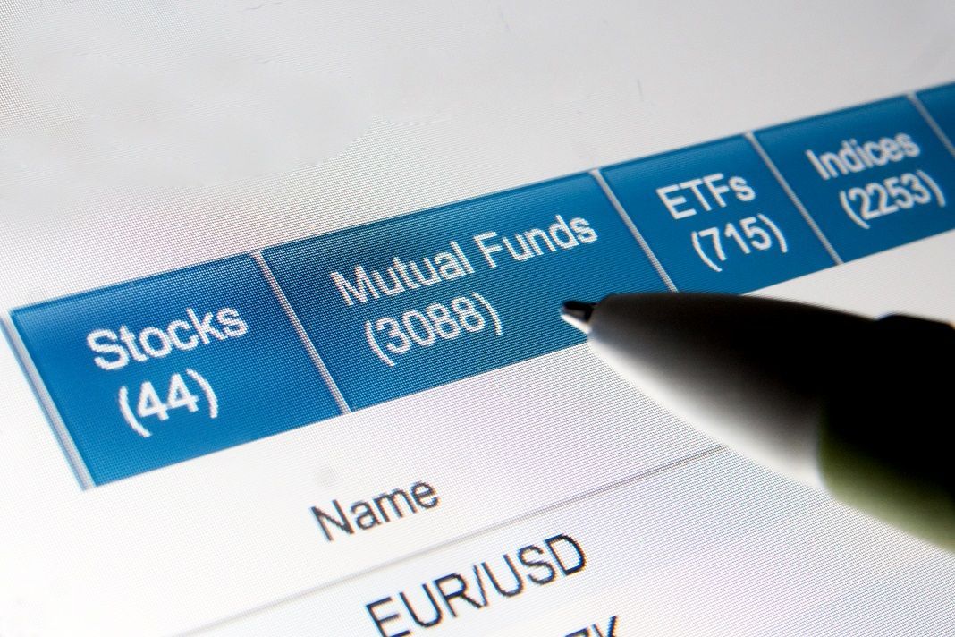 Open-Ended Fund: Definition, Example, Pros and Cons