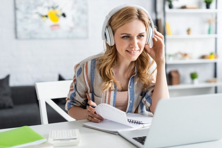 pros-and-cons-of-using-e-learning-platform